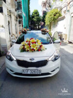 Trang trí xe hoa tươi