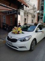 Trang trí xe hoa tươi