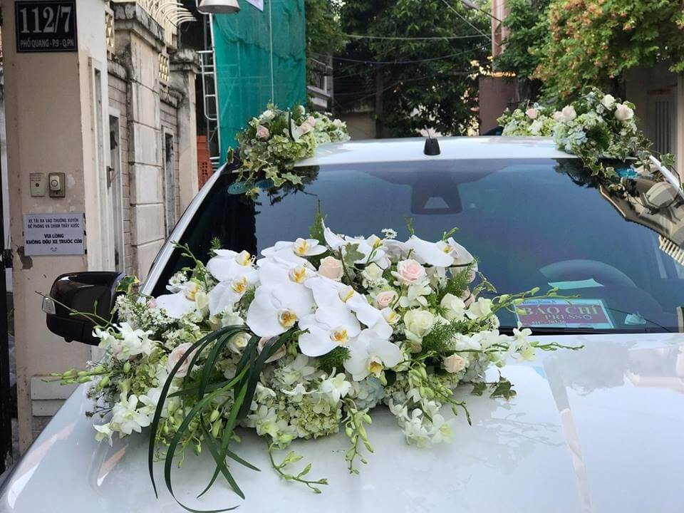 trang-tri-xe-hoa-tuoi-M02.1