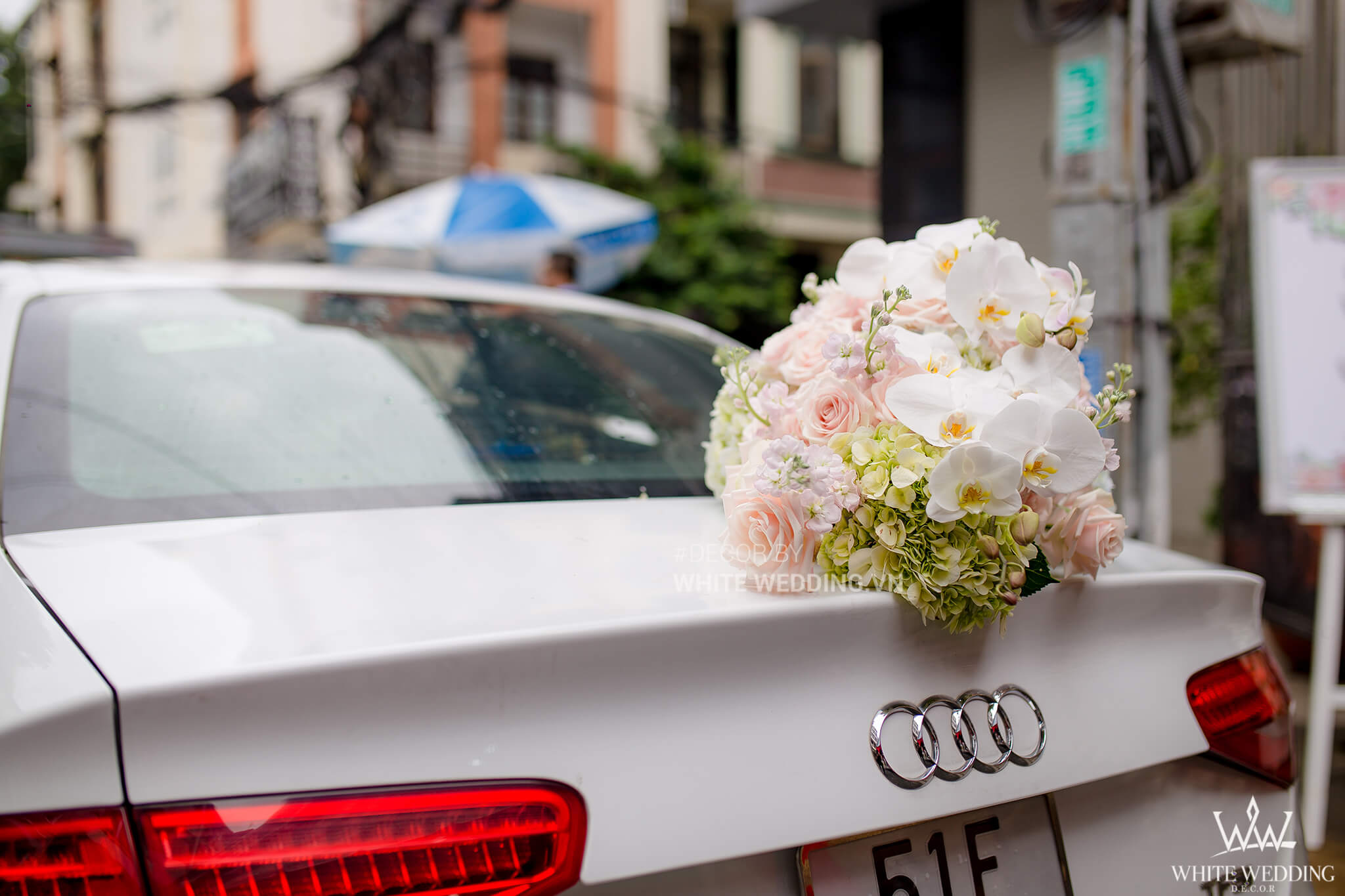 trang-tri-xe-hoa-tuoi-M12.3